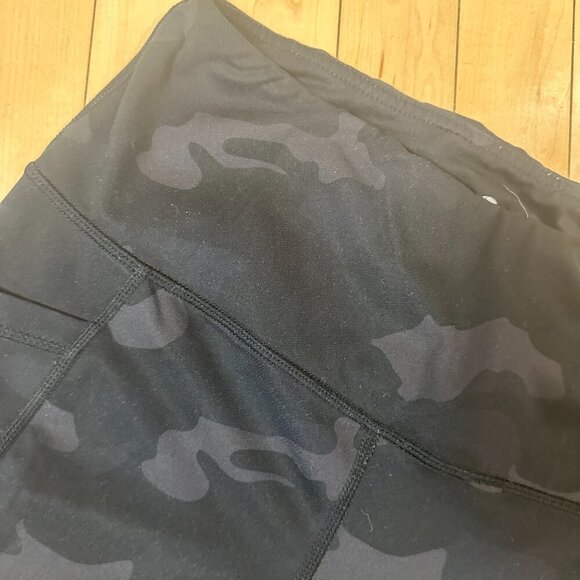 90 DEGREE BY REFLEX Black Camo Camouflage Leggings with side pockets Size Medium - Picture 3 of 7